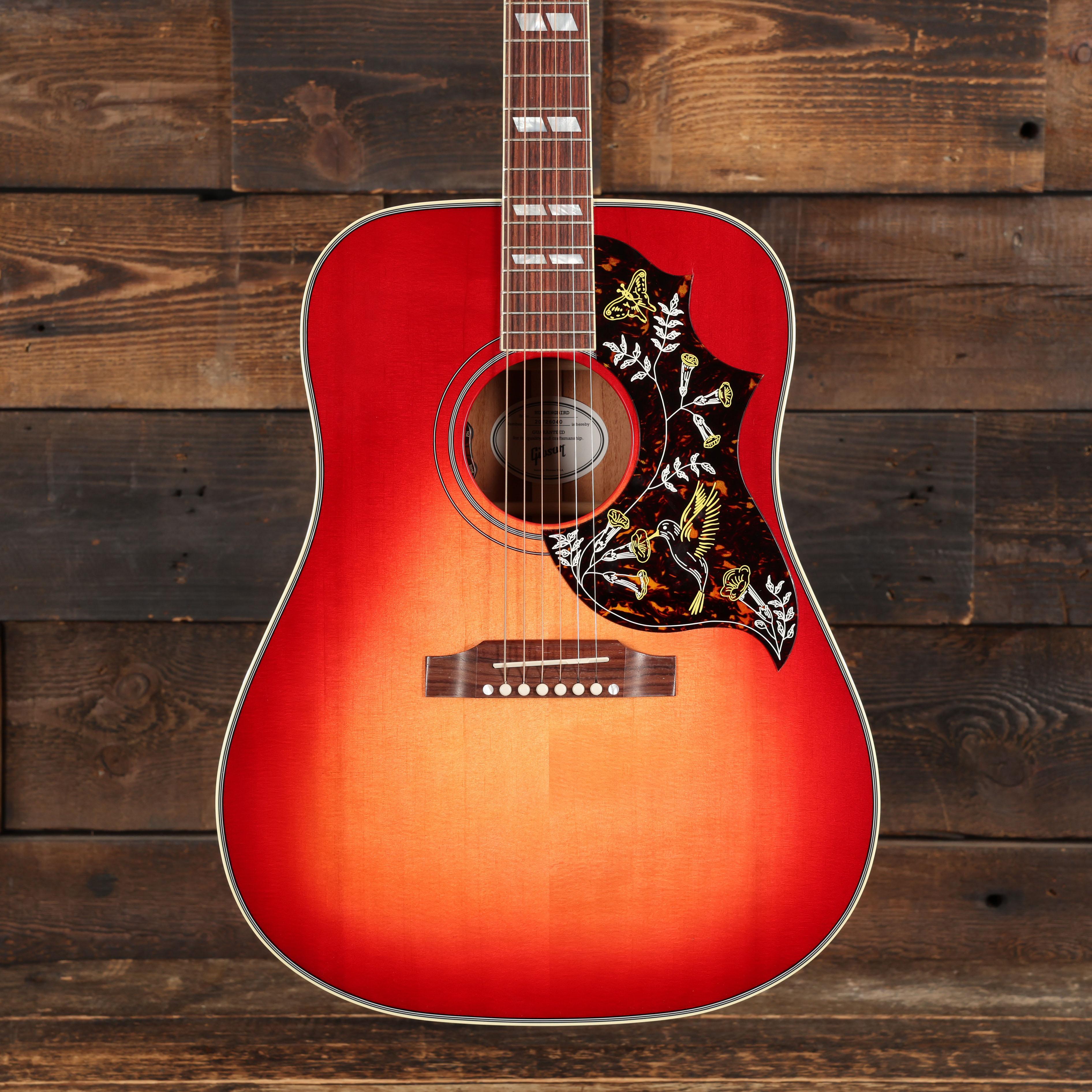 Gibson Hummingbird Standard in Vintage Cherry Sunburst - Andertons